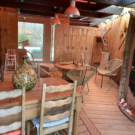 Au Bois Flotte Bed & Breakfast Hourtin