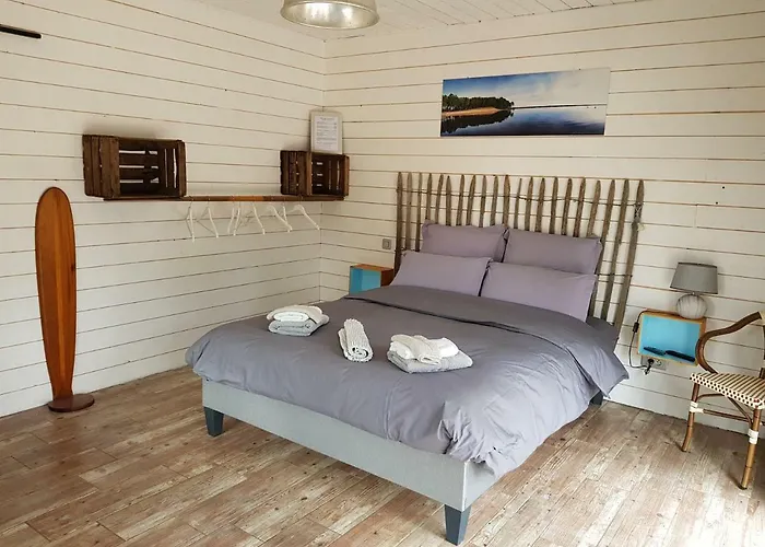 Au Bois Flotte Bed & Breakfast 4*