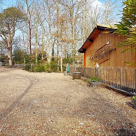 Au Bois Flotte Bed & Breakfast