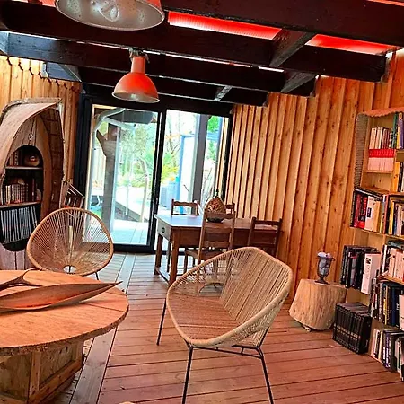 Bed & Breakfast Au Bois Flotte