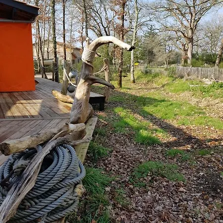 Au Bois Flotte Bed and Breakfast