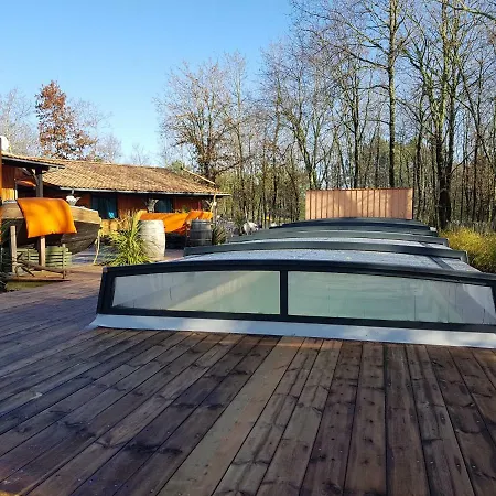 לינה וארוחת בוקר Au Bois Flotte הורטין