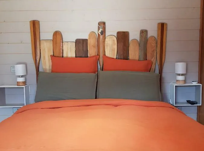 فندق مبيت وإفطار Au Bois Flotte 4*