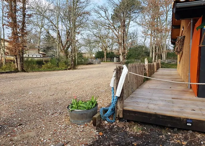 Au Bois Flotte 4* هورتين