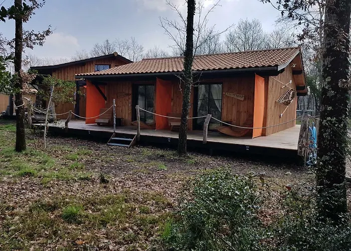 住宿加早餐酒店 Au Bois Flotte 乌尔坦湖